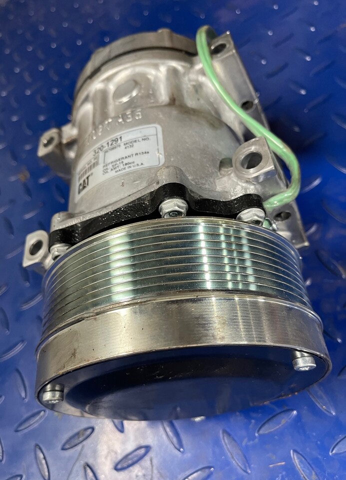 CAT 320-1291 Clima compressor - Compressor de ar condicionado por Máquina de construção: foto 4 CAT 320-1291 Clima compressor - Compressor de ar condicionado por Máquina de construção: foto 4