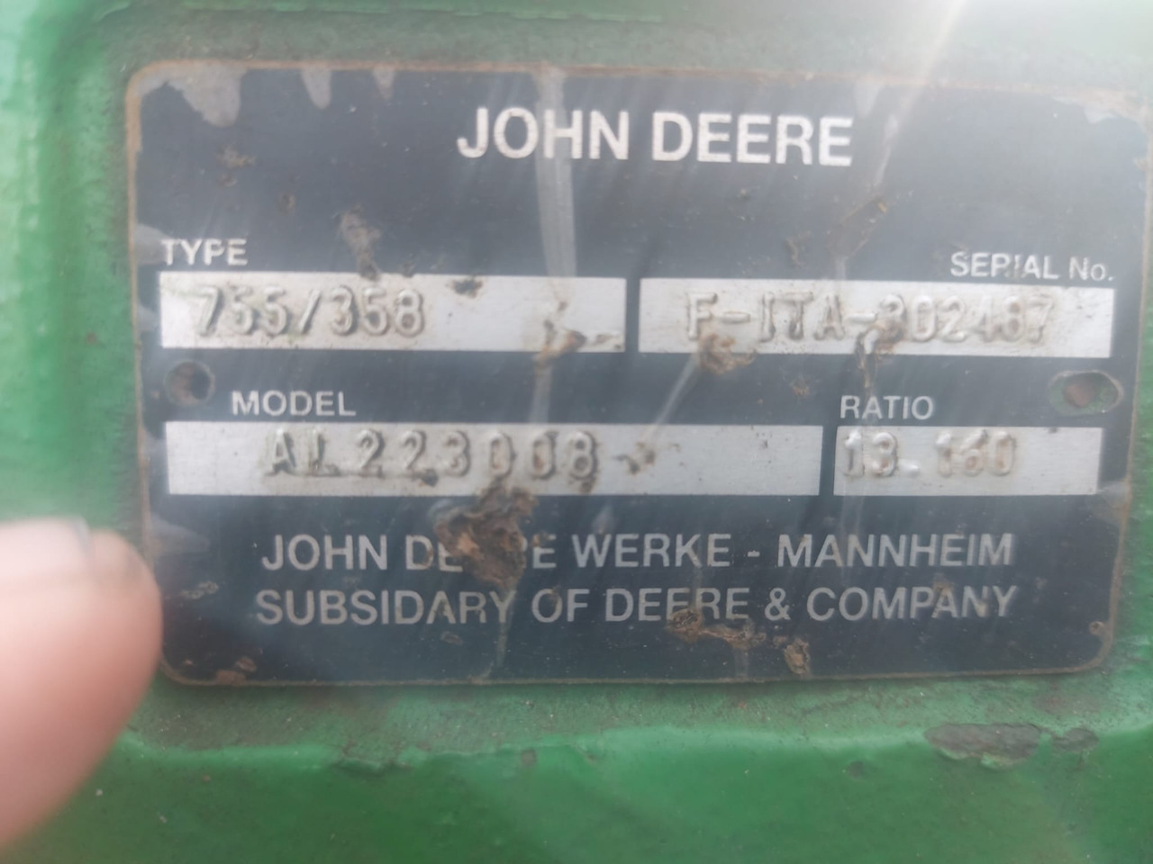 JOHN DEERE FRONT AXLE AL223008 - Eixo e peças por Máquina agrícola: foto 3 JOHN DEERE FRONT AXLE AL223008 - Eixo e peças por Máquina agrícola: foto 3