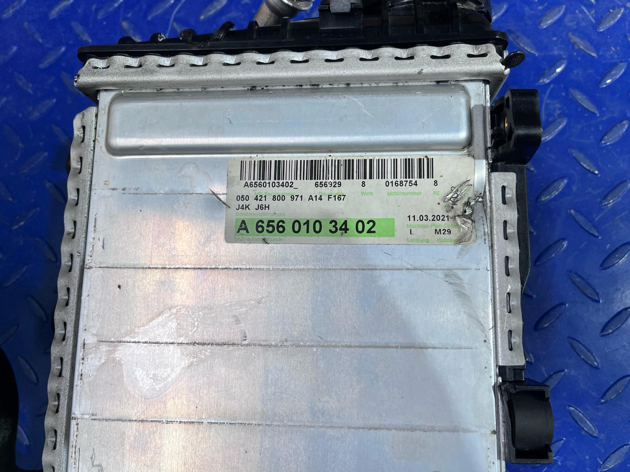 MAHLE Mercedes Benz A6560903900 - Intercooler: foto 3 MAHLE Mercedes Benz A6560903900 - Intercooler: foto 3