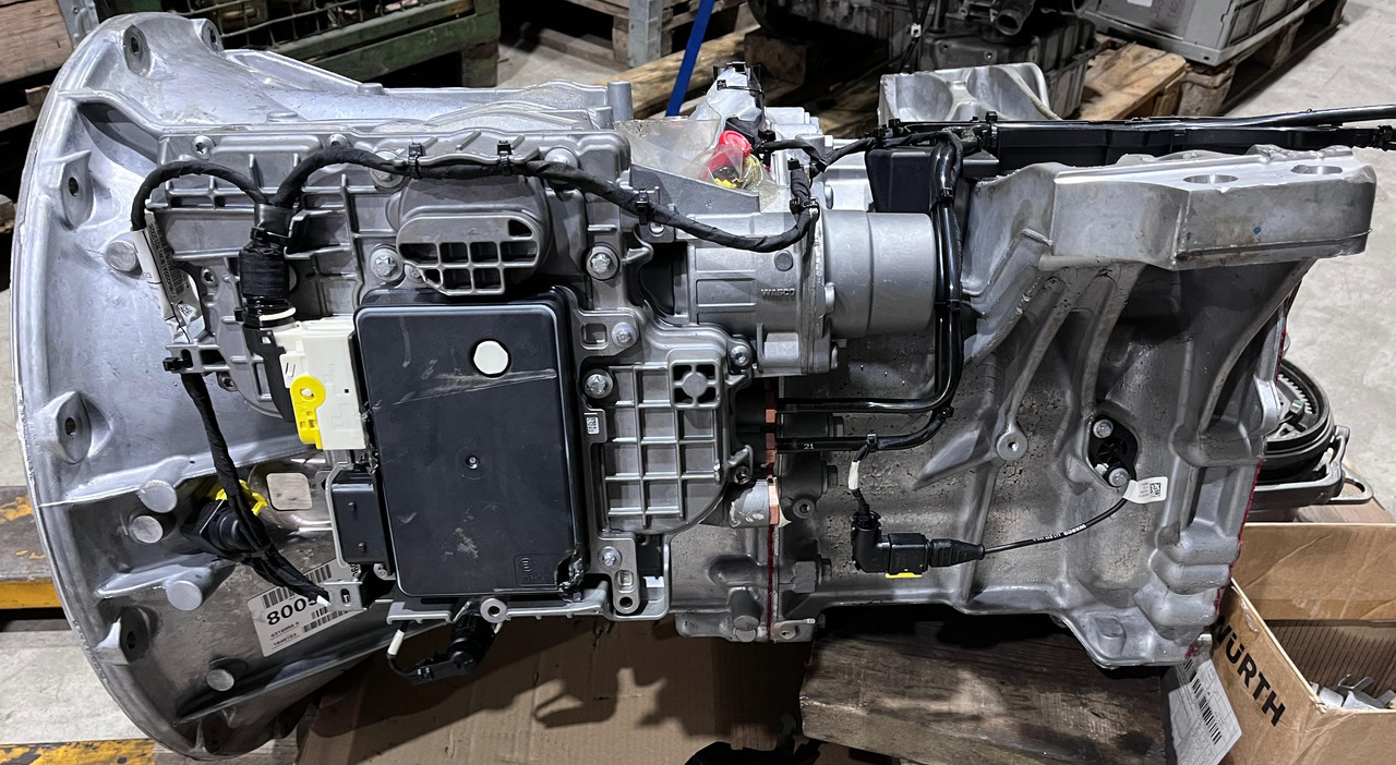 MERCEDES-BENZ Actros Transmission A960 261 0801 - G211-12 - Transmissão: foto 1 MERCEDES-BENZ Actros Transmission A960 261 0801 - G211-12 - Transmissão: foto 1