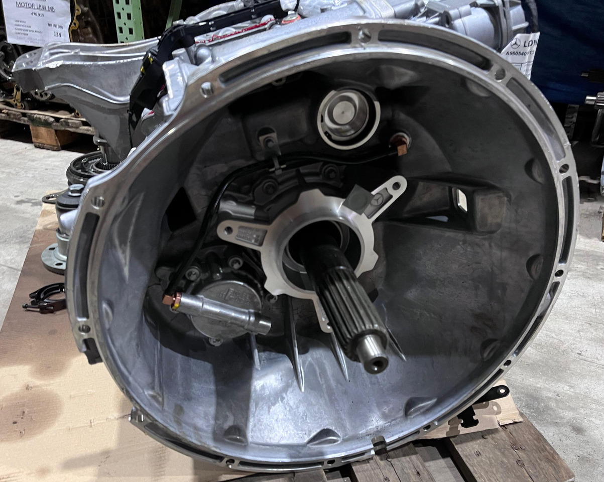 MERCEDES-BENZ Actros Transmission A960 261 0801 - G211-12 - Transmissão: foto 4 MERCEDES-BENZ Actros Transmission A960 261 0801 - G211-12 - Transmissão: foto 4