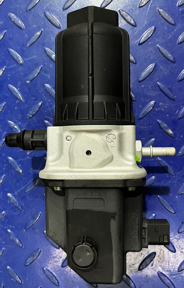 MERCEDES-BENZ AdBlue Pump Reconditioned Mercedes Actros MP5 - Tanque para AdBlue: foto 2 MERCEDES-BENZ AdBlue Pump Reconditioned Mercedes Actros MP5 - Tanque para AdBlue: foto 2
