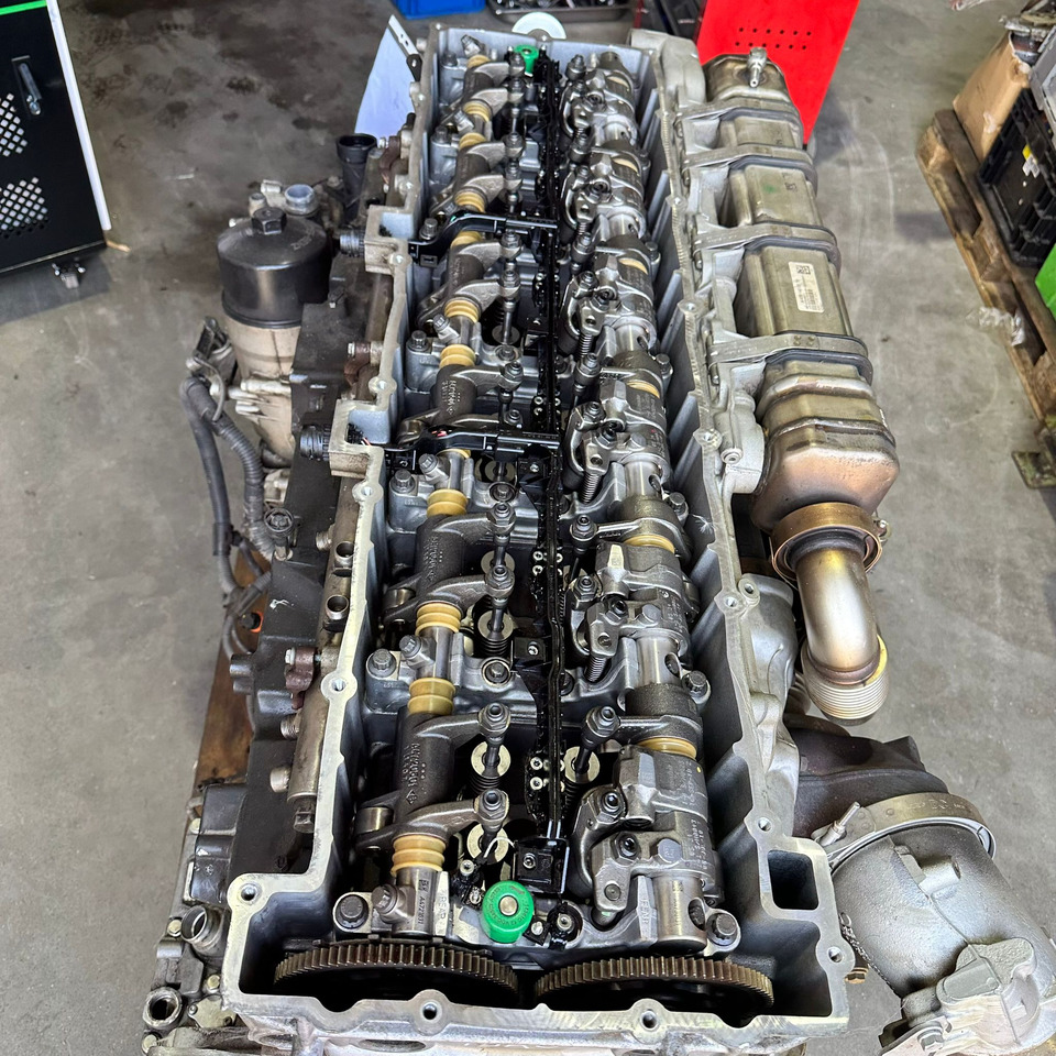 MERCEDES-BENZ Engine OM473 Euro 6 - Motor por Camião: foto 2 MERCEDES-BENZ Engine OM473 Euro 6 - Motor por Camião: foto 2
