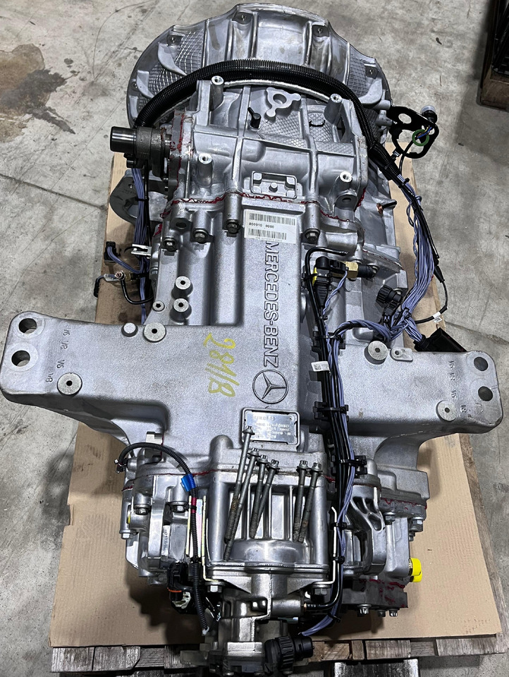 MERCEDES-BENZ Mercedes Actros Transmission A945 261 8301 - Transmissão: foto 3 MERCEDES-BENZ Mercedes Actros Transmission A945 261 8301 - Transmissão: foto 3