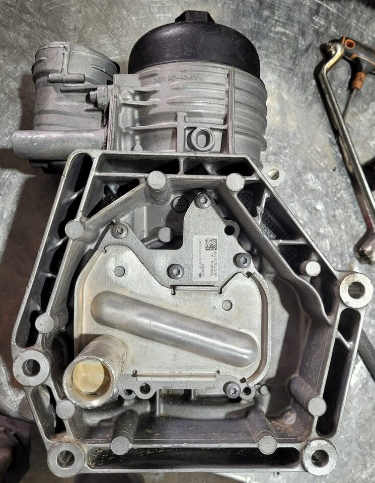 Mercedes Actros Fuel Filter Housing A4710909352 - Filtro de combustível por Camião: foto 3 Mercedes Actros Fuel Filter Housing A4710909352 - Filtro de combustível por Camião: foto 3