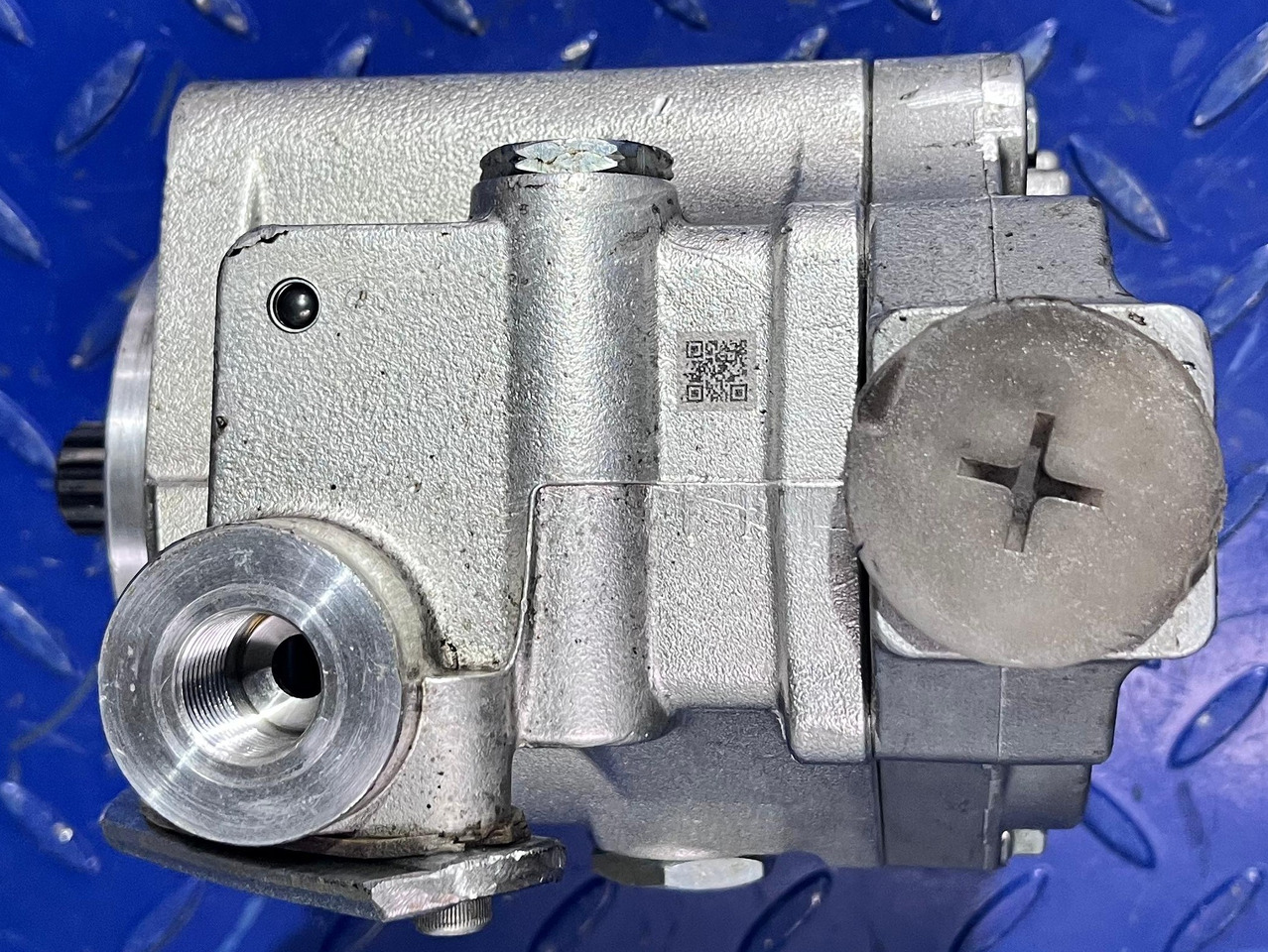 Mercedes Actros MP4 Servo Pump A9604600280 - Bomba de direção por Camião: foto 1 Mercedes Actros MP4 Servo Pump A9604600280 - Bomba de direção por Camião: foto 1