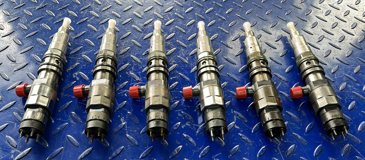 Mercedes Benz Injector Actros MP4 A4700700087 - Injector por Camião: foto 2 Mercedes Benz Injector Actros MP4 A4700700087 - Injector por Camião: foto 2