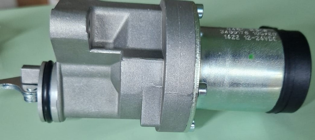 DEUTZ Solenoid 04513018 - Peça de reposição por Máquina de construção: foto 4 DEUTZ Solenoid 04513018 - Peça de reposição por Máquina de construção: foto 4