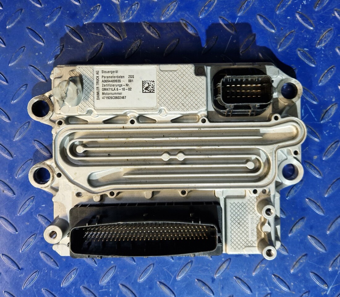 MERCEDES-BENZ Actros mp4 MCM2 MCM 2.1 A0024461235 Reconditioned - Peça de reposição por Máquina de outro: foto 4 MERCEDES-BENZ Actros mp4 MCM2 MCM 2.1 A0024461235 Reconditioned - Peça de reposição por Máquina de outro: foto 4