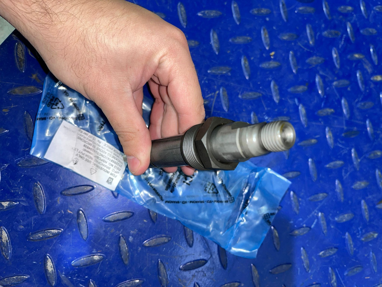 SCANIA Injector 0986430120 - Injector: foto 4 SCANIA Injector 0986430120 - Injector: foto 4