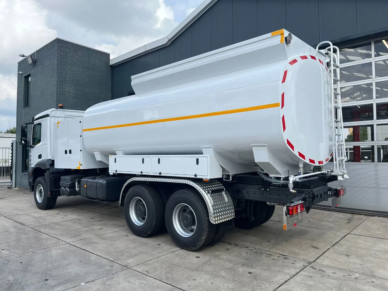 Mercedes-Benz Arocs 3340 6x6 Water Tank Truck - Caminhão tanque: foto 3 Mercedes-Benz Arocs 3340 6x6 Water Tank Truck - Caminhão tanque: foto 3