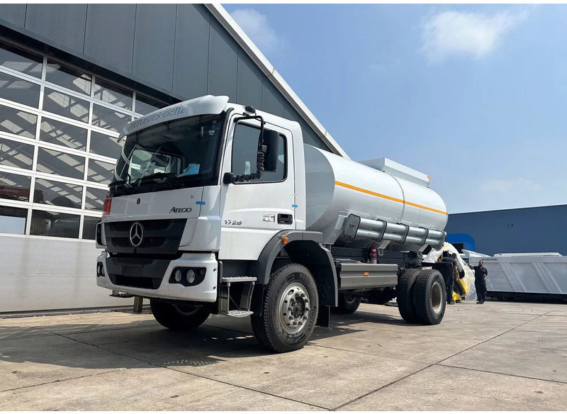 Mercedes-Benz Atego 1725 4×4 Fuel Tank Truck - Caminhão tanque: foto 1 Mercedes-Benz Atego 1725 4×4 Fuel Tank Truck - Caminhão tanque: foto 1