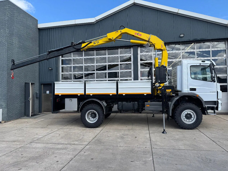 Camião grua novo Mercedes-Benz Atego Atego 1725 4x4 Flatbed with Hyva HB120 Crane: foto 16