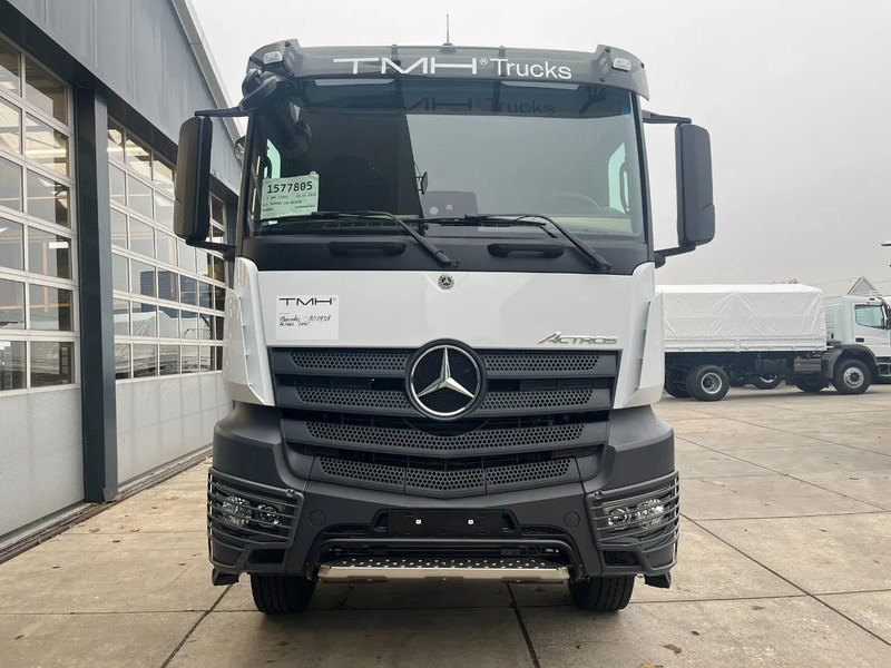 Mercedes-Benz Actros 2045 S 4x2 Tractor Head - Tractor: foto 4 Mercedes-Benz Actros 2045 S 4x2 Tractor Head - Tractor: foto 4