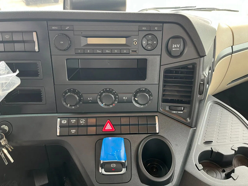 Tractor novo Mercedes-Benz Actros 3340 S 6x4 Tractor Head: foto 19 Tractor novo Mercedes-Benz Actros 3340 S 6x4 Tractor Head: foto 19