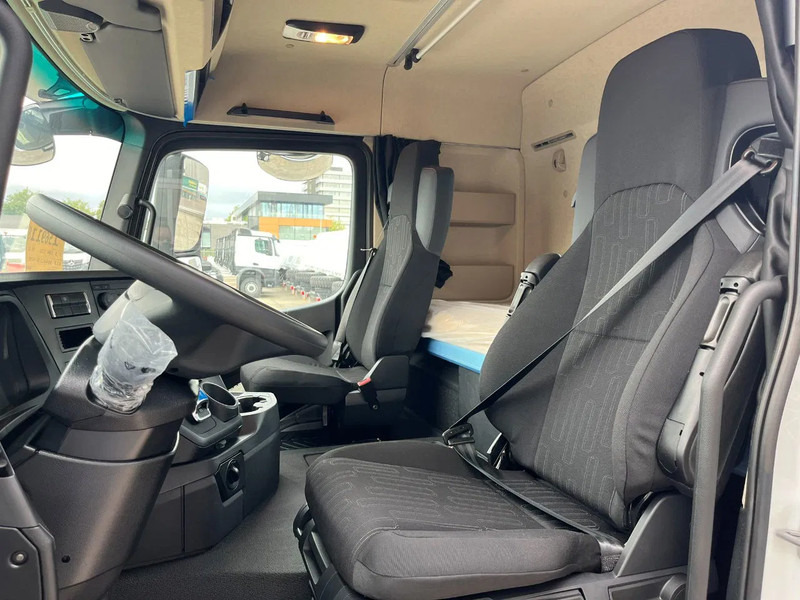 Tractor novo Mercedes-Benz Actros 3340 S 6x4 Tractor Head: foto 17 Tractor novo Mercedes-Benz Actros 3340 S 6x4 Tractor Head: foto 17