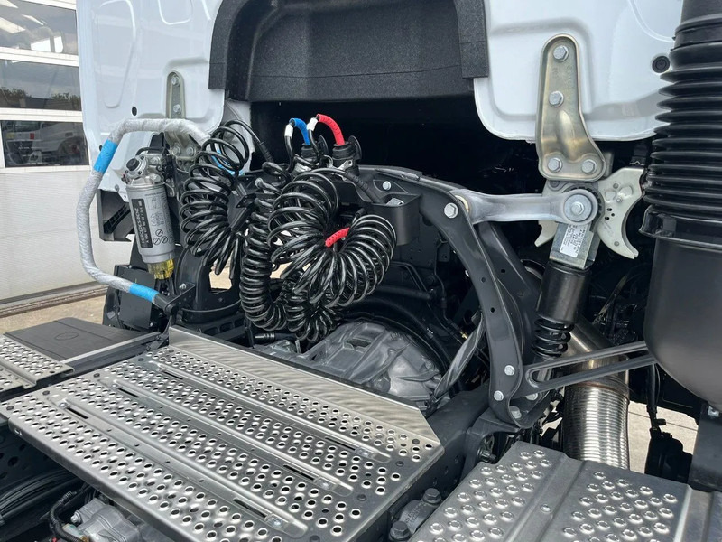 Tractor novo Mercedes-Benz Actros 3348 S 6x4 Tractor Head: foto 16