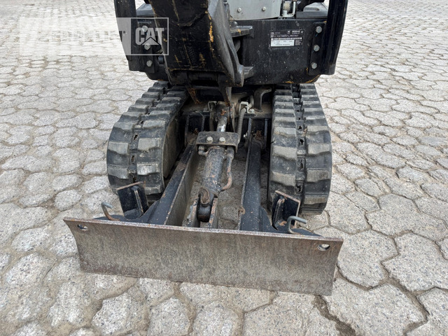 Mini escavadeira Cat 300.9D: foto 7