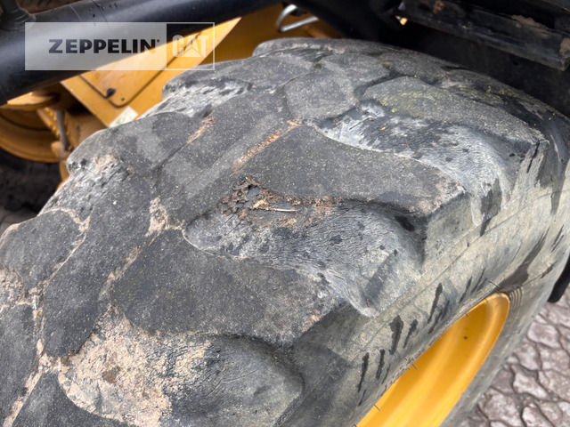 Cat 908M - Pá carregadora de rodas: foto 5 Cat 908M - Pá carregadora de rodas: foto 5