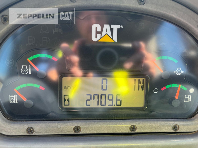 Pá carregadoras de rastos Cat 953D: foto 16