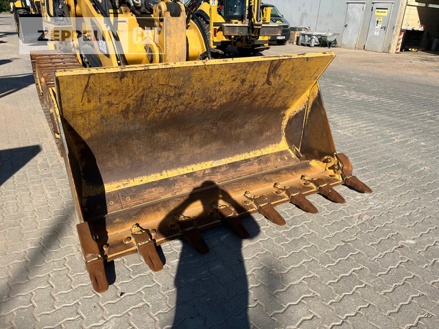Pá carregadoras de rastos Cat 953D: foto 6