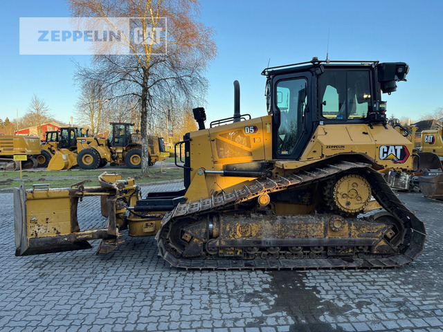 Cat D5 - Buldôzer: foto 2 Cat D5 - Buldôzer: foto 2