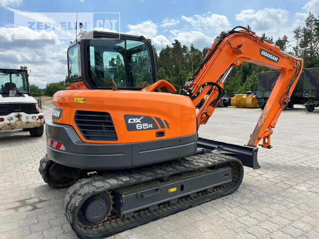 Doosan DX85R-3 - Mini escavadeira: foto 5 Doosan DX85R-3 - Mini escavadeira: foto 5
