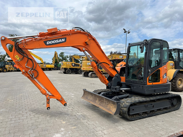 Doosan DX85R-3 - Mini escavadeira: foto 1 Doosan DX85R-3 - Mini escavadeira: foto 1