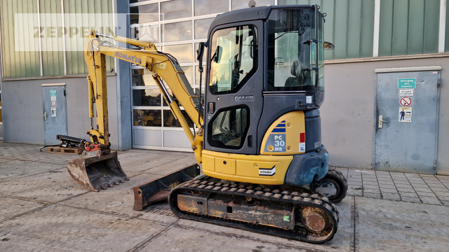 Komatsu PC30MR-2 - Mini escavadeira: foto 2 Komatsu PC30MR-2 - Mini escavadeira: foto 2