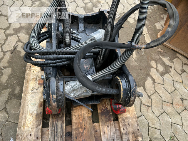 Oil-Quick OQ70/55 - Acoplamento rápido por Máquina de construção: foto 4 Oil-Quick OQ70/55 - Acoplamento rápido por Máquina de construção: foto 4