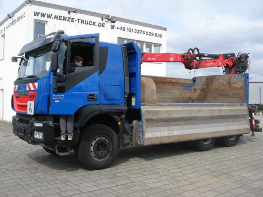 Iveco TRACKER 260T50 6x4 3-Achs Kipper Heckkran Espilo - Camião basculante, Camião grua: foto 2 Iveco TRACKER 260T50 6x4 3-Achs Kipper Heckkran Espilo - Camião basculante, Camião grua: foto 2