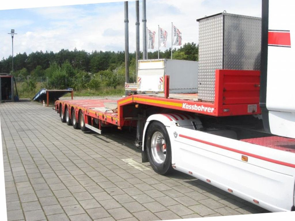 Kässbohrer LB4E EX-1 KK LOWBED Tiefladerauflieger AUSZIEHBA - Semi-reboque baixa: foto 3 Kässbohrer LB4E EX-1 KK LOWBED Tiefladerauflieger AUSZIEHBA - Semi-reboque baixa: foto 3