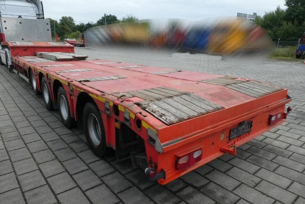 Kässbohrer LB4E EX-1 KK LOWBED Tiefladerauflieger AUSZIEHBA - Semi-reboque baixa: foto 4 Kässbohrer LB4E EX-1 KK LOWBED Tiefladerauflieger AUSZIEHBA - Semi-reboque baixa: foto 4