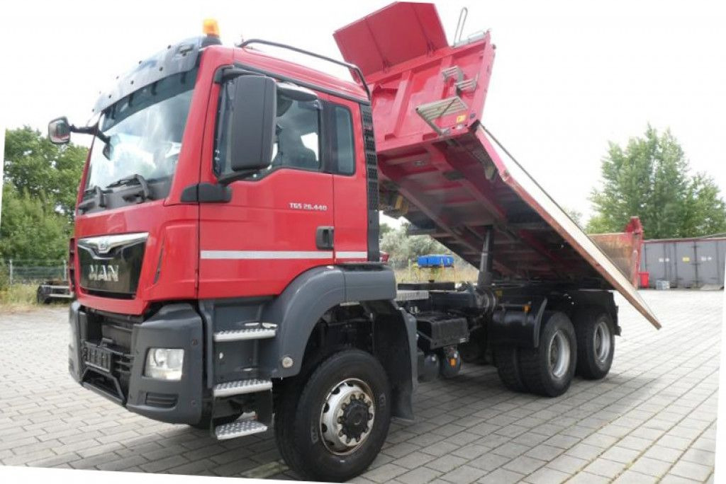 MAN TG-S 26.440 6x6 3-Achs Allradkipper Meiller - Camião basculante: foto 2 MAN TG-S 26.440 6x6 3-Achs Allradkipper Meiller - Camião basculante: foto 2