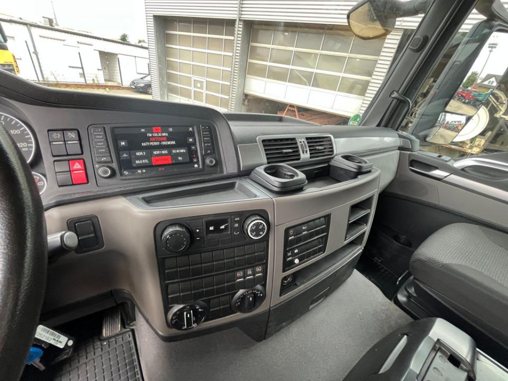 MAN TG-S 35.460 8x6 4 Achs Muldenkipper Meiller 18m³ - Dumper: foto 2 MAN TG-S 35.460 8x6 4 Achs Muldenkipper Meiller 18m³ - Dumper: foto 2