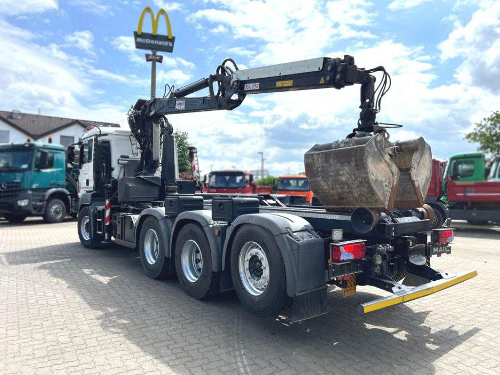 MAN TG-S 35.480 8x4 BL Abrollkipper mit Kran Penz-15 - Camião polibenne, Camião grua: foto 4 MAN TG-S 35.480 8x4 BL Abrollkipper mit Kran Penz-15 - Camião polibenne, Camião grua: foto 4