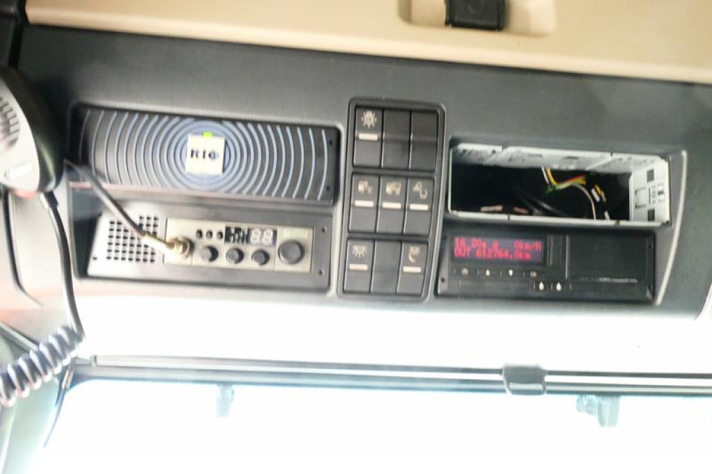 MAN TG-X 24.500 6x2-4 LL-U Pritsche Maschinentransporter - Camião de caixa aberta/ Plataforma: foto 5 MAN TG-X 24.500 6x2-4 LL-U Pritsche Maschinentransporter - Camião de caixa aberta/ Plataforma: foto 5