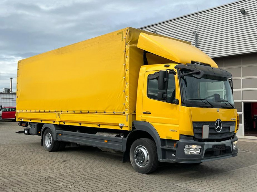 MERCEDES-BENZ Atego 1224 L Pritsche LBW - Camião de lona: foto 5 MERCEDES-BENZ Atego 1224 L Pritsche LBW - Camião de lona: foto 5