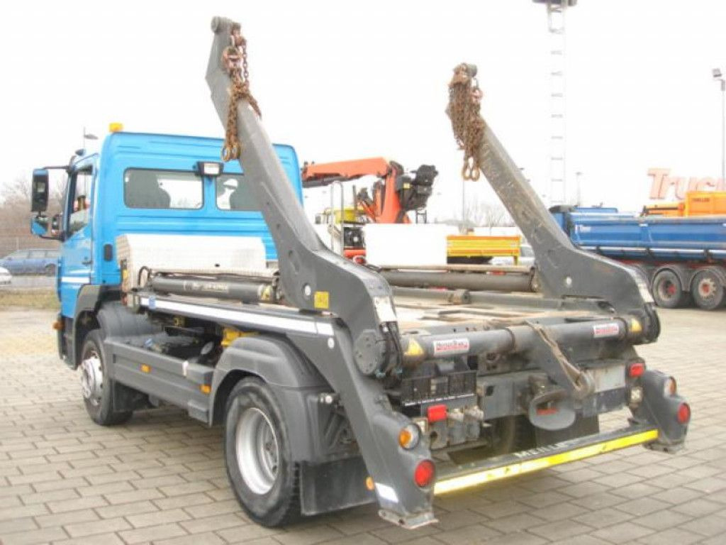 Mercedes-Benz Atego 1524 K Absetzkipper TOP +Funkfernbed. - Camião basculante: foto 4 Mercedes-Benz Atego 1524 K Absetzkipper TOP +Funkfernbed. - Camião basculante: foto 4