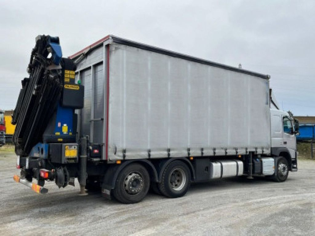 Volvo FM 420 6x2 Pritsche Heckkran 27m/t,Funk,Jib ,E6 - Camião grua, Camião de lona: foto 3 Volvo FM 420 6x2 Pritsche Heckkran 27m/t,Funk,Jib ,E6 - Camião grua, Camião de lona: foto 3