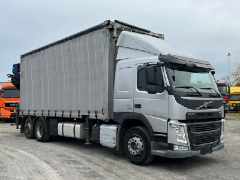 Volvo FM 420 6x2 Pritsche Heckkran 27m/t,Funk,Jib ,E6 - Camião de caixa aberta/ Plataforma, Camião grua: foto 2 Volvo FM 420 6x2 Pritsche Heckkran 27m/t,Funk,Jib ,E6 - Camião de caixa aberta/ Plataforma, Camião grua: foto 2