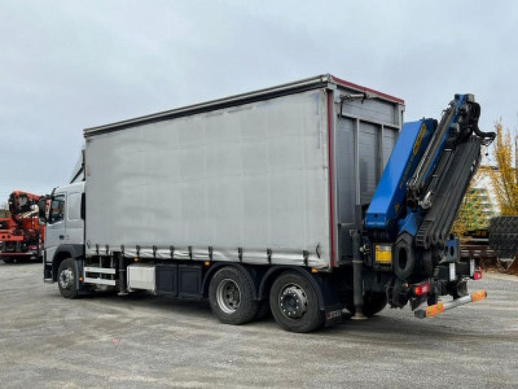 Volvo FM 420 6x2 Pritsche Heckkran 27m/t,Funk,Jib ,E6 - Camião de caixa aberta/ Plataforma, Camião grua: foto 4 Volvo FM 420 6x2 Pritsche Heckkran 27m/t,Funk,Jib ,E6 - Camião de caixa aberta/ Plataforma, Camião grua: foto 4