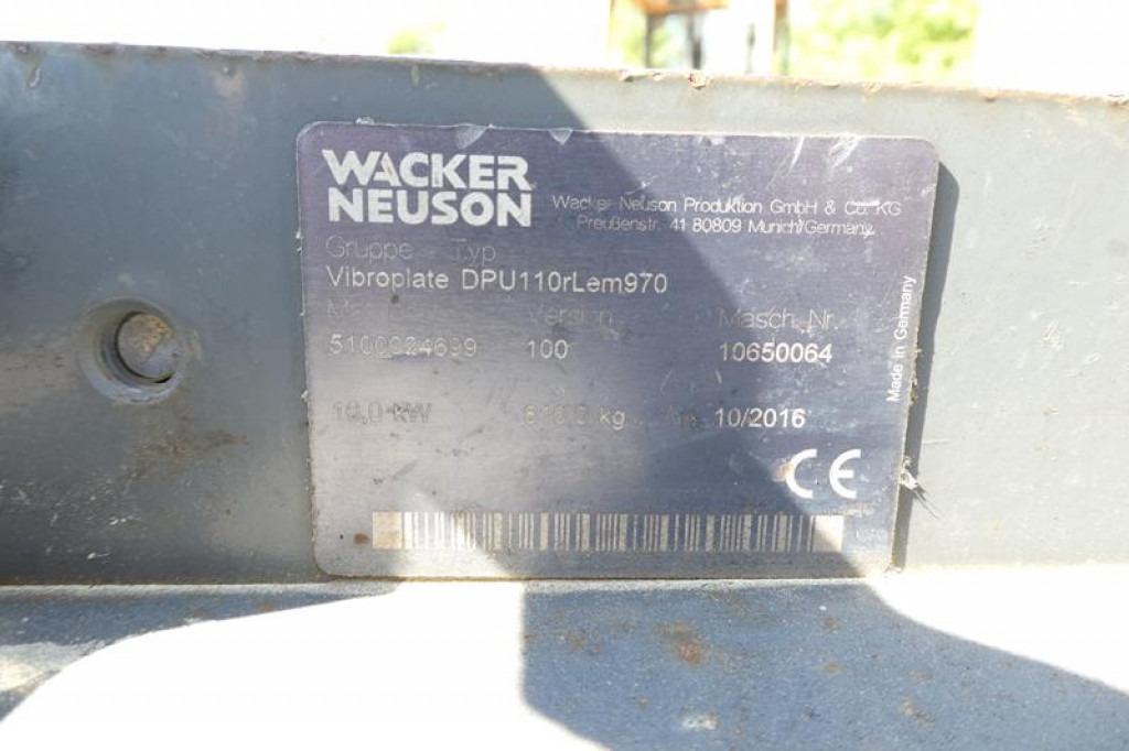 Wacker Neuson SE Rüttelplatte DPU 110rLem970 Baumaschine inkl. Fernbedienung - Placas vibratórias: foto 4 Wacker Neuson SE Rüttelplatte DPU 110rLem970 Baumaschine inkl. Fernbedienung - Placas vibratórias: foto 4
