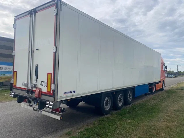 Schmitz Cargobull 2 temp, SCB 53B koelvries met carrier vector 1950MT met tussenwand , 2 verdampers - Semi-reboque frigorífico: foto 5 Schmitz Cargobull 2 temp, SCB 53B koelvries met carrier vector 1950MT met tussenwand , 2 verdampers - Semi-reboque frigorífico: foto 5