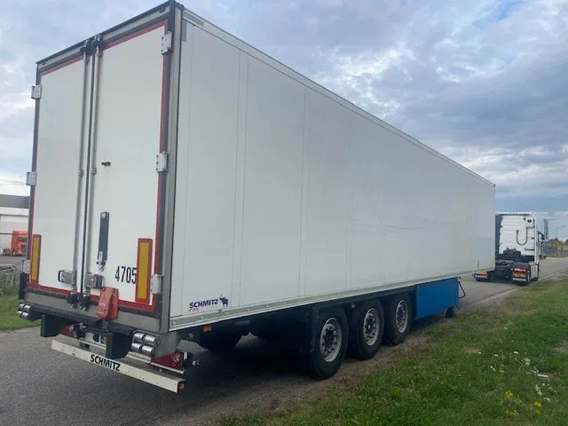 Schmitz Cargobull 2 temp, SCB 53B koelvries met carrier vector 1950MT met tussenwand , 2 verdampers - Semi-reboque frigorífico: foto 3 Schmitz Cargobull 2 temp, SCB 53B koelvries met carrier vector 1950MT met tussenwand , 2 verdampers - Semi-reboque frigorífico: foto 3