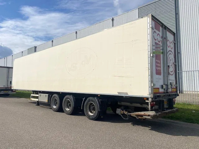 Van Eck koelvries 3 asser stuuras,met carrier vector koelmotor, apk gekeurd - Semi-reboque frigorífico: foto 3 Van Eck koelvries 3 asser stuuras,met carrier vector koelmotor, apk gekeurd - Semi-reboque frigorífico: foto 3