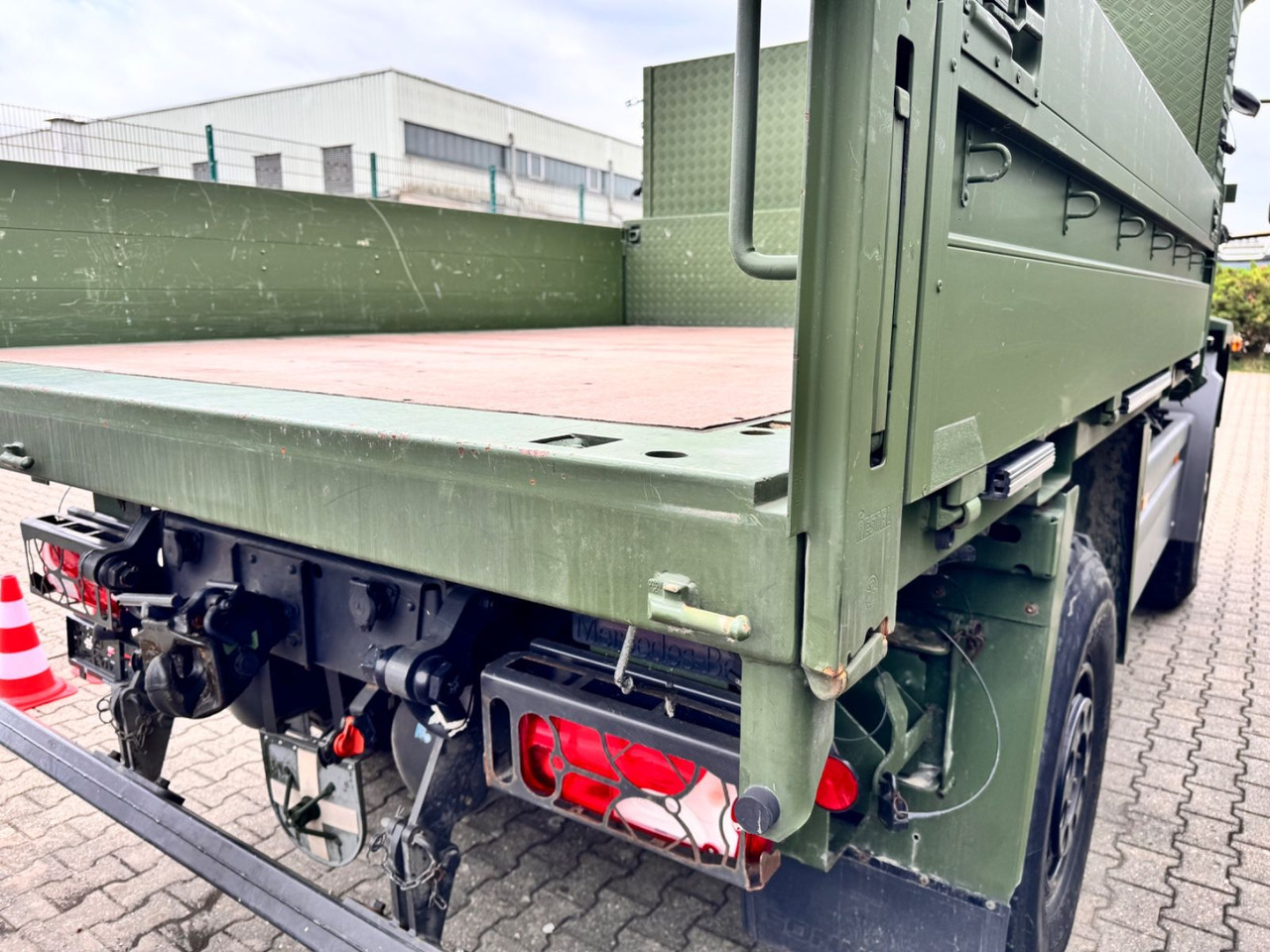 Mercedes-Benz 1018 Atego 4x4 Allrad Camper Expedition - Camião transportador de contêineres/ Caixa móvel: foto 5 Mercedes-Benz 1018 Atego 4x4 Allrad Camper Expedition - Camião transportador de contêineres/ Caixa móvel: foto 5