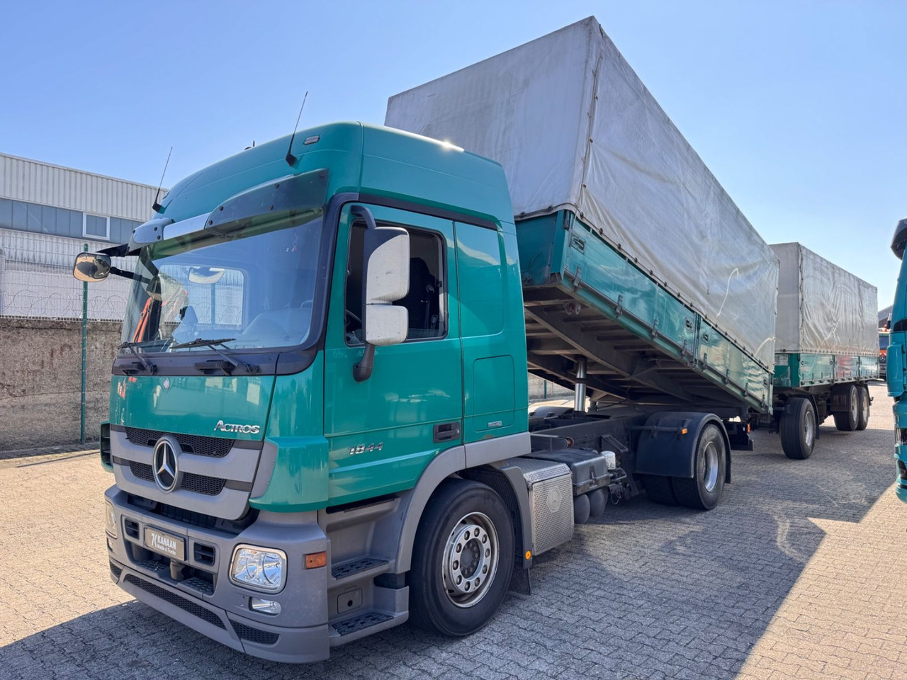 Mercedes-Benz 1844 Actros MP3 3-SeitenKipper Getreide Pritsche - Camião basculante: foto 3 Mercedes-Benz 1844 Actros MP3 3-SeitenKipper Getreide Pritsche - Camião basculante: foto 3