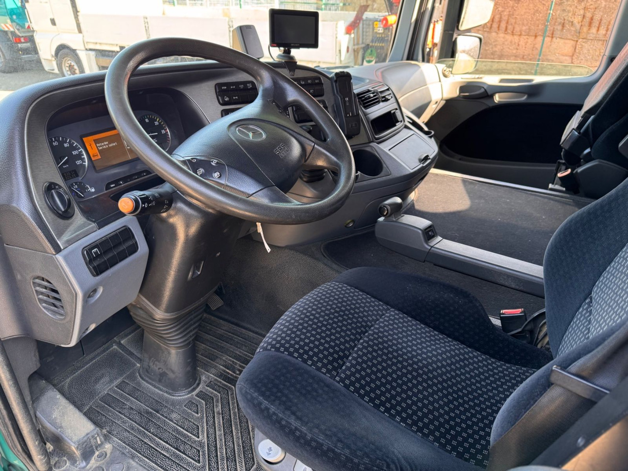 Leasing de  Mercedes-Benz 1844 Actros MP3 3-SeitenKipper Getreide Pritsche Mercedes-Benz 1844 Actros MP3 3-SeitenKipper Getreide Pritsche: foto 16