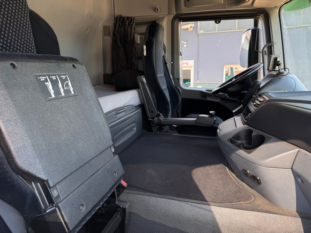 Leasing de  Mercedes-Benz 1844 Actros MP3 3-SeitenKipper Getreide Pritsche Mercedes-Benz 1844 Actros MP3 3-SeitenKipper Getreide Pritsche: foto 19
